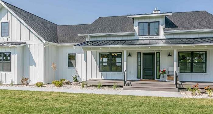 How to Install Board and Batten Siding on Your House | Angi